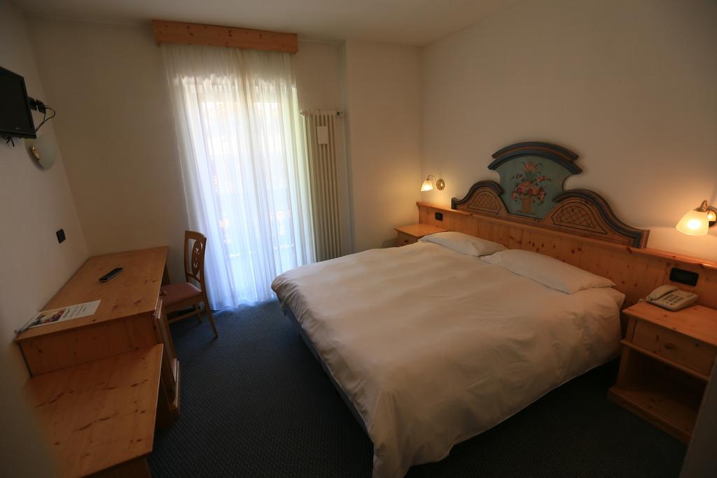 Hotel Valacia 포자 디 파사 외부 사진